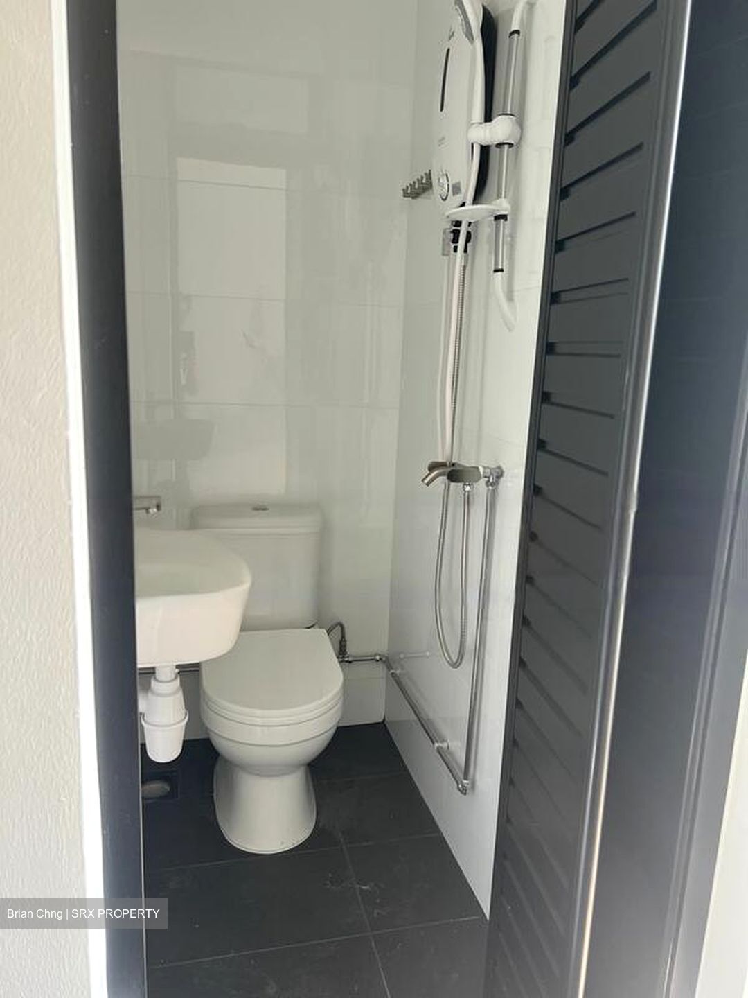 Pinetree Condominium (D10), Condominium #566809211